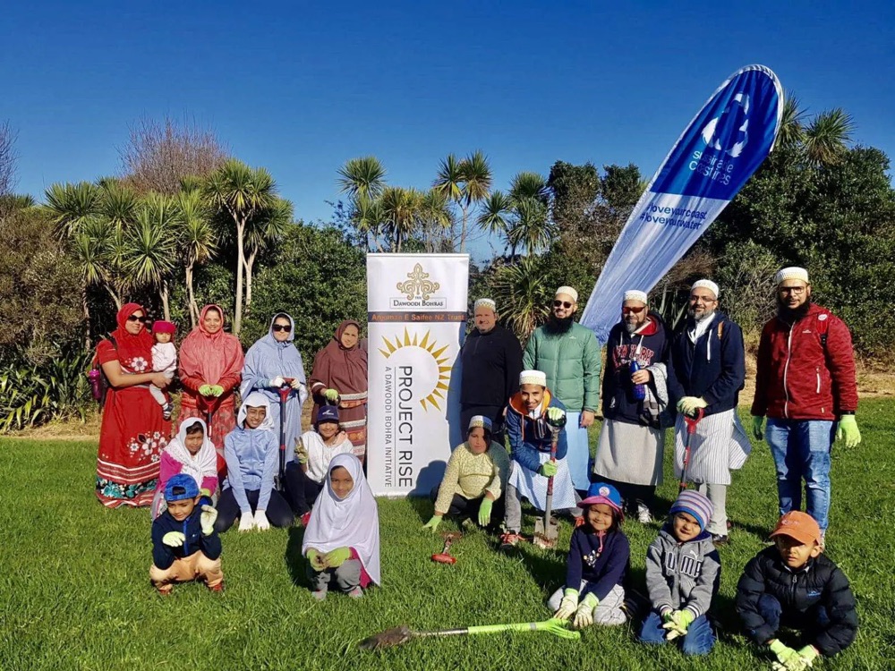 Project Rise volunteers